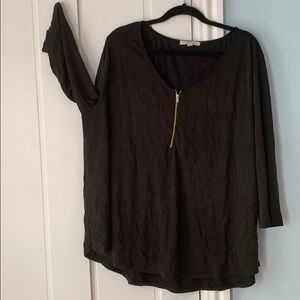 Green Envelope 3X Black Blouse with Gold Zipper